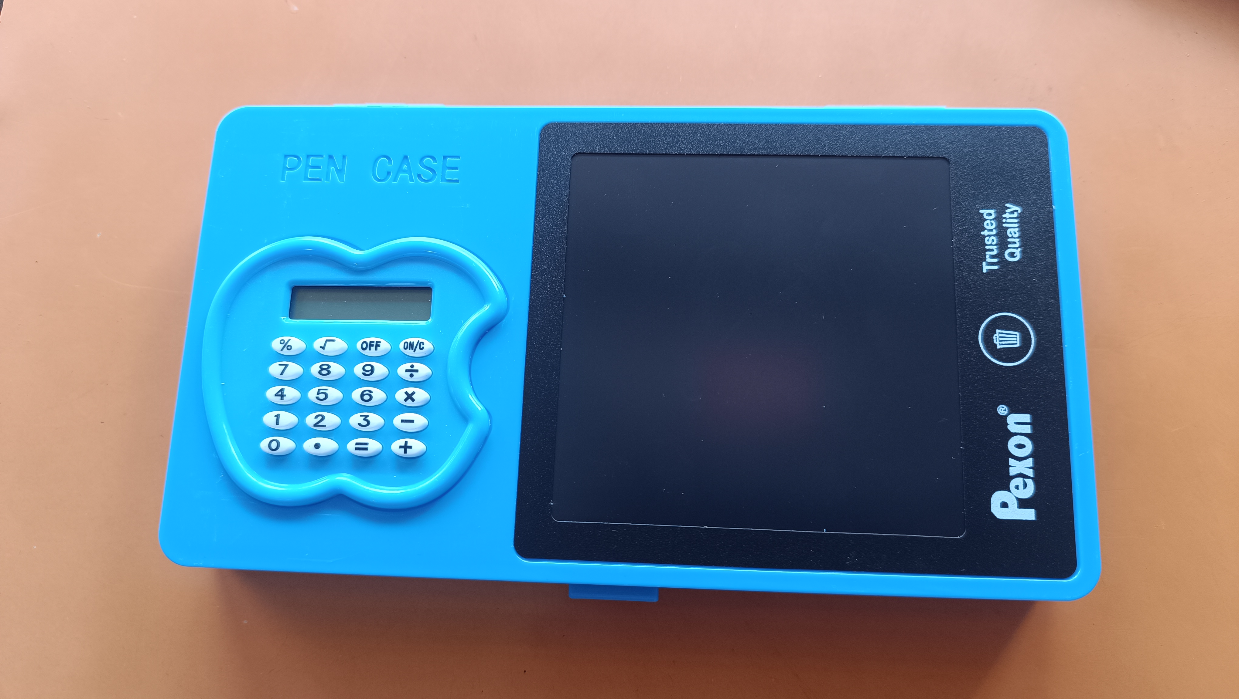 LCD DRAWING CASE WITH APPLE CALCULATOR